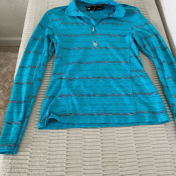 New Kids Spyder Shirt - Picture 8 of 8